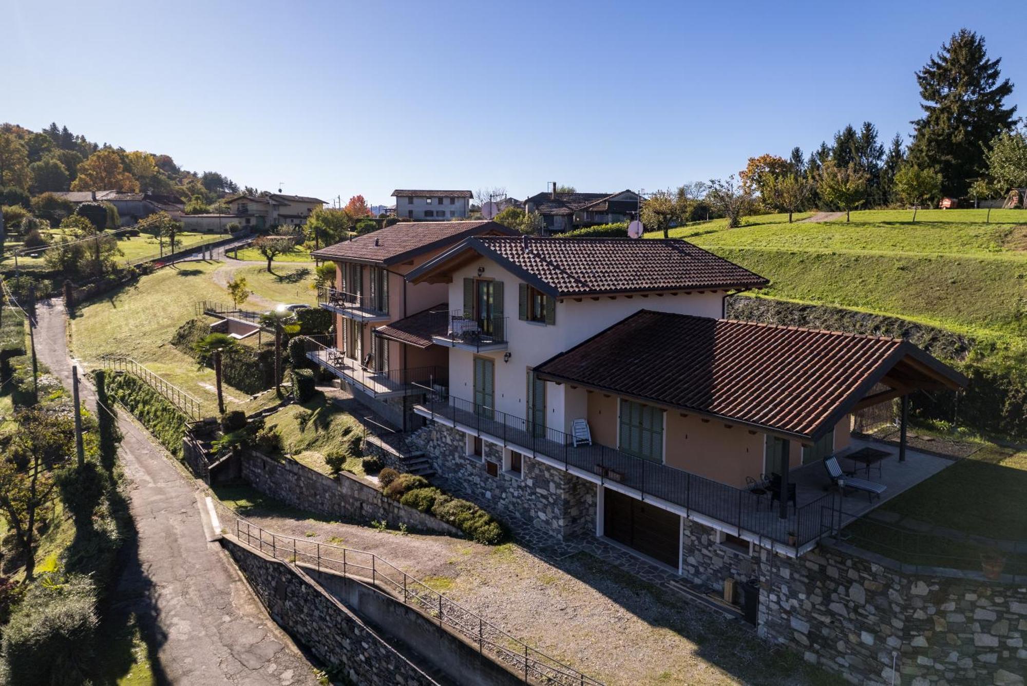 Casa Elsa - Lago D'Orta أورتا سان جوليو المظهر الخارجي الصورة